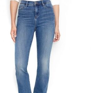 Levis 512 Bootcut perfectly slimming jeans size 6P